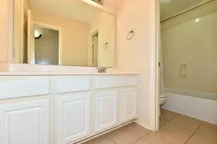 802 Hollyhock Dr, Stafford, TX 77477 - Photo 32