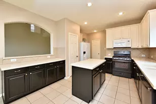 802 Hollyhock Dr, Stafford, TX 77477 - Photo 10