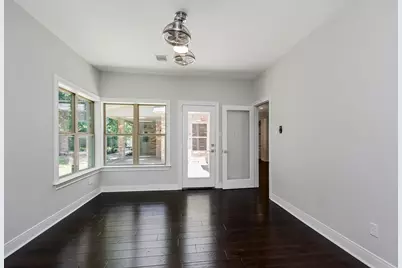 810 Herdsman Drive, Houston, TX 77079 - Photo 18