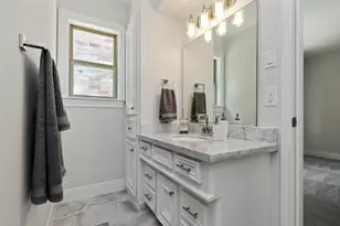 810 Herdsman Dr, Houston, TX 77079 - Photo 26