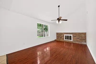 42 Rockridge Drive, The Woodlands, TX 77381 - Photo 8