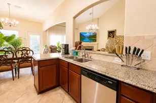 25203 Bright Hollow Ln, Katy, TX 77494 - Photo 10