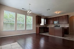 7034 Sun Creek Dr, Hitchcock, TX 77563 - Photo 8