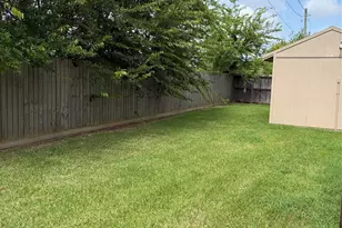 7034 Sun Creek Dr, Hitchcock, TX 77563 - Photo 36