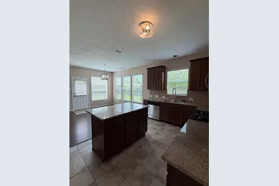7034 Sun Creek Drive, Hitchcock, TX 77563 - Photo 16