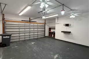 7034 Sun Creek Dr, Hitchcock, TX 77563 - Photo 14