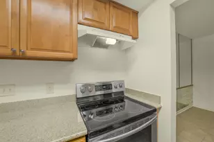 9662 Westview Dr, Houston, TX 77055 - Photo 14