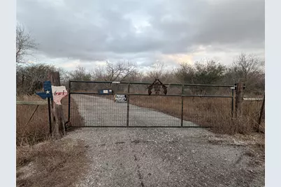 621 County Road 356, Kenedy, TX 78119 - Photo 42