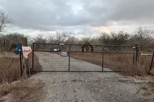 621 County Rd 356, Kenedy, TX 78119 - Photo 42