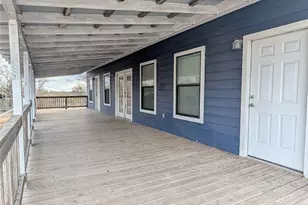 621 County Rd 356, Kenedy, TX 78119 - Photo 14