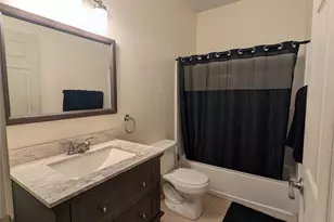 621 County Rd 356, Kenedy, TX 78119 - Photo 32