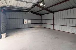 621 County Rd 356, Kenedy, TX 78119 - Photo 6