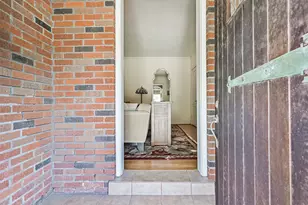 5023 Woodrow Ave, Galveston, TX 77551 - Photo 18