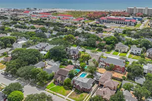 5023 Woodrow Ave, Galveston, TX 77551 - Photo 4