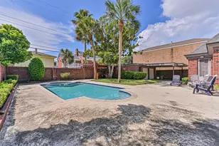 5023 Woodrow Ave, Galveston, TX 77551 - Photo 10
