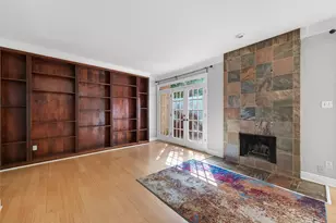 2100 Tanglewilde St, Houston, TX 77063 - Photo 2