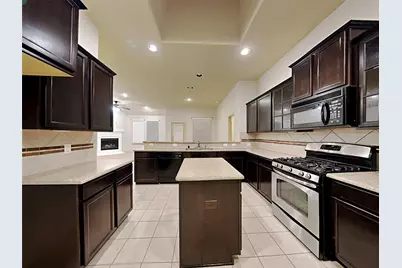 18935 Deer Trace Drive, Crosby, TX 77532 - Photo 4