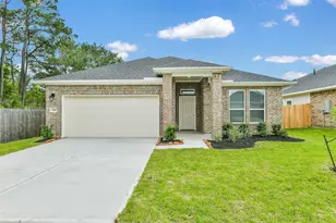 3018 King Oaks St, Baytown, TX 77251 - Photo 1
