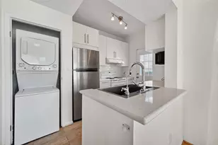 7575 Cambridge St, Houston, TX 77054 - Photo 14