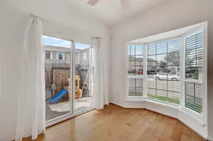 7575 Cambridge St, Houston, TX 77054 - Photo 12