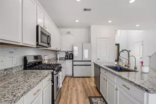 7531 Greenbriar Canyon Ln, Katy, TX 77493 - Photo 8