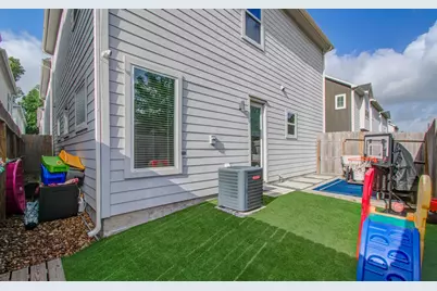 1221 W Tidwell Road, Houston, TX 77091 - Photo 2