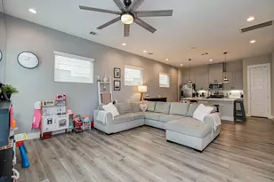 1221 W Tidwell Rd, Houston, TX 77091 - Photo 6