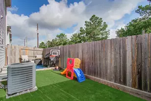 1221 W Tidwell Rd, Houston, TX 77091 - Photo 26