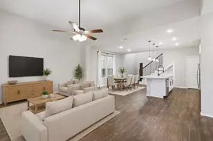 4028 Starbright St, Houston, TX 77018 - Photo 6