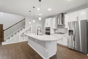 4028 Starbright St, Houston, TX 77018 - Photo 4