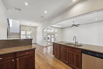 5334 Kiam Street #C, Houston, TX 77007 - Photo 12