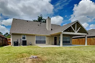 2915 Bentley Ct, Pearland, TX 77584 - Photo 18