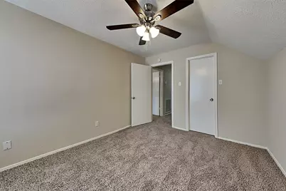 2915 Bentley Court, Pearland, TX 77584 - Photo 14