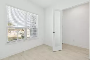 6710 Alejandro Pl, Baytown, TX 77523 - Photo 4