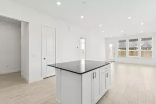 6710 Alejandro Pl, Baytown, TX 77523 - Photo 6