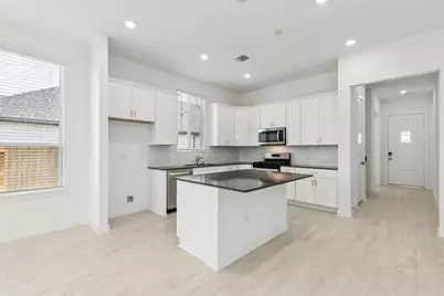 6710 Alejandro Place, Baytown, TX 77523 - Photo 8