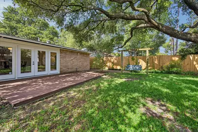 9618 Highmeadow Drive, Houston, TX 77063 - Photo 34
