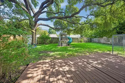9618 Highmeadow Drive, Houston, TX 77063 - Photo 36