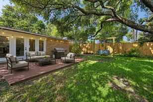 9618 Highmeadow Dr, Houston, TX 77063 - Photo 34