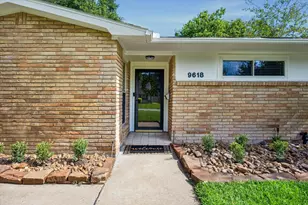 9618 Highmeadow Dr, Houston, TX 77063 - Photo 4