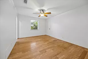 9618 Highmeadow Dr, Houston, TX 77063 - Photo 22