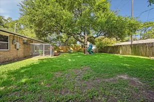 9618 Highmeadow Dr, Houston, TX 77063 - Photo 38