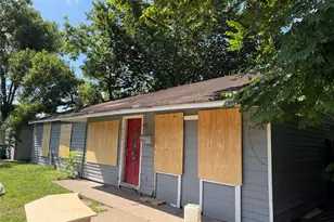 5226 Pensdale St, Houston, TX 77033 - Photo 2