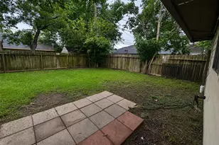 615 Cole St, Webster, TX 77598 - Photo 20