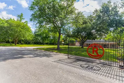 1280 Cherokee Lane, Beaumont, TX 77702 - Photo 4