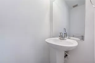 225 E Summerhaze, The Woodlands, TX 77382 - Photo 20