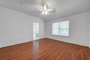 225 E Summerhaze, The Woodlands, TX 77382 - Photo 22