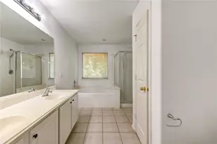 225 E Summerhaze, The Woodlands, TX 77382 - Photo 28