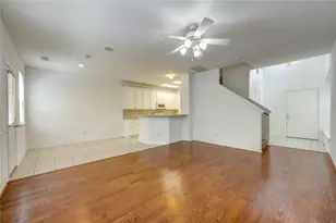 225 E Summerhaze, The Woodlands, TX 77382 - Photo 8