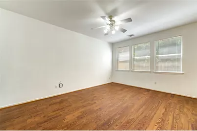 225 E Summerhaze, The Woodlands, TX 77382 - Photo 14